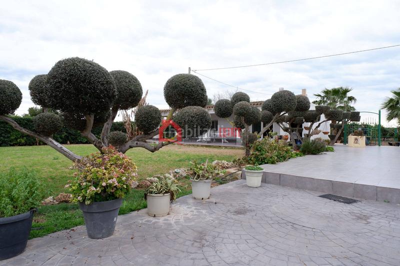 Foto 34614fc5-b42c-47c9-8f00-a46d0f3ad561. Xalet amb aparcament piscina a Corinto-Almardà Sagunt