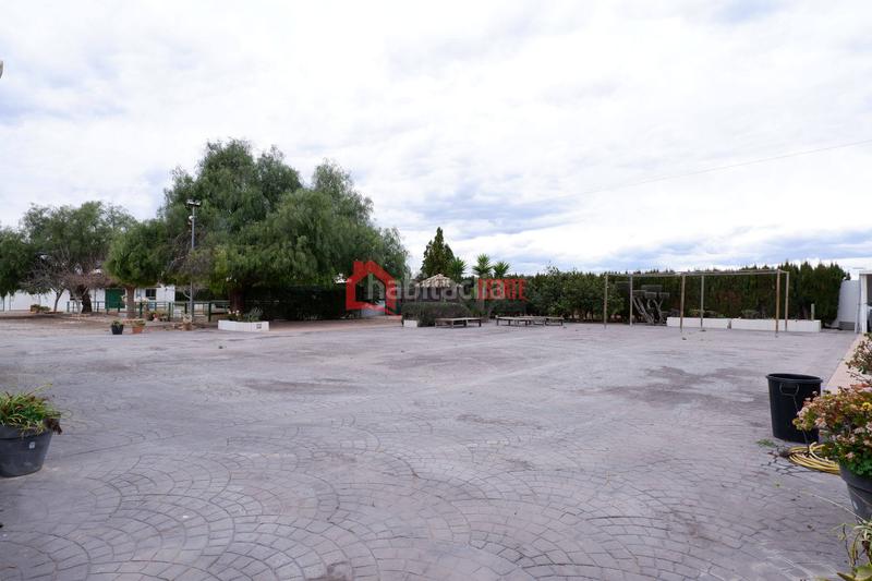 Foto 40186b6b-266d-4acc-8688-40c99ad6e4f7. Xalet amb aparcament piscina a Corinto-Almardà Sagunt