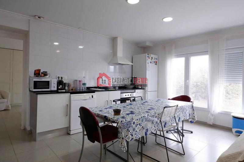 Foto 65d4070c-6bf8-4bdd-a1eb-6cd2f18b28a8. Xalet amb aparcament piscina a Corinto-Almardà Sagunt