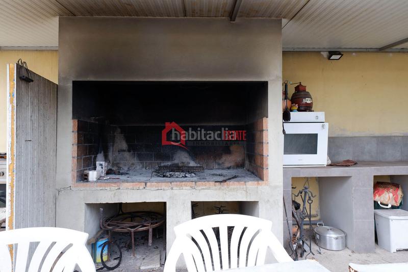 Foto 8090383f-e97a-4a46-8f5a-580e99fc5ed0. Xalet amb aparcament piscina a Corinto-Almardà Sagunt