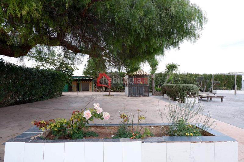 Foto cf172ef0-eb77-456d-aceb-088e031c162d. Xalet amb aparcament piscina a Corinto-Almardà Sagunt