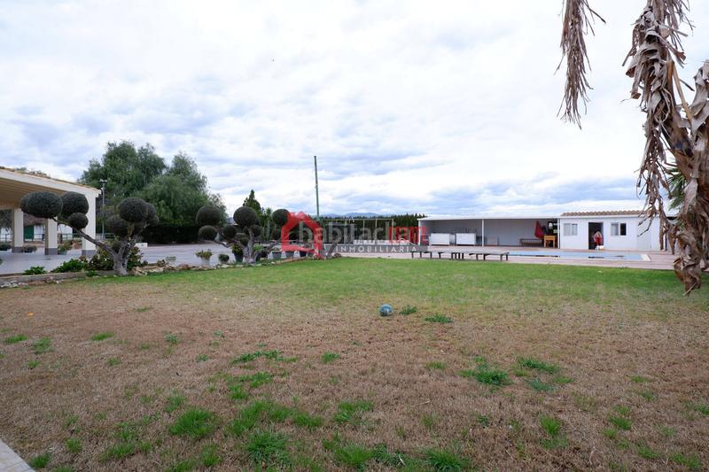 Foto d67bc5f9-be3a-4bb3-aac7-2497be9f53fe. Xalet amb aparcament piscina a Corinto-Almardà Sagunt