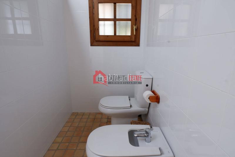 Foto 56d59899-6aa0-46ce-8d2c-199ae8a1acb4. Chalet mit heizung parking pool in Los Pinares-La Masia Bétera