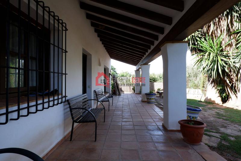 Foto 8b1be7e3-f6b8-4369-9a98-8ffa69dd9b01. Chalet mit heizung parking pool in Los Pinares-La Masia Bétera