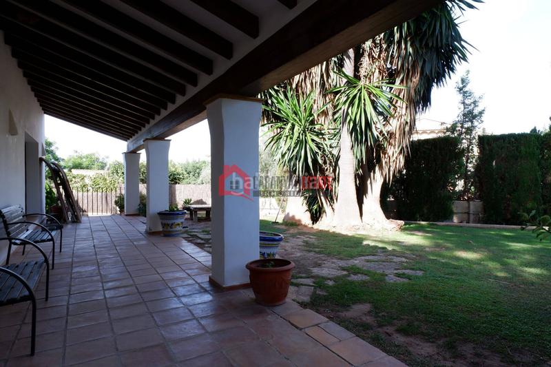 Foto cf03cbdb-16c1-4484-b7e4-6219b85603e1. Chalet mit heizung parking pool in Los Pinares-La Masia Bétera
