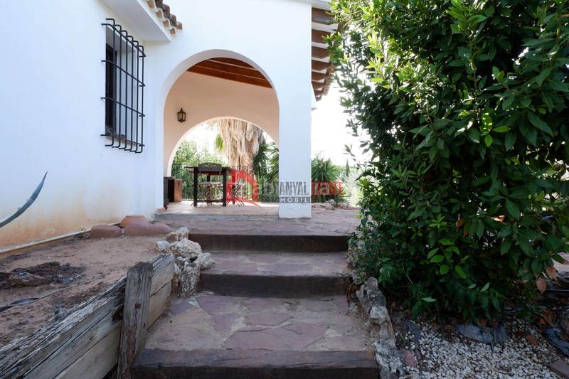 Foto f0de242e-3e25-48e6-833e-0d8cbda3e1fb. Chalet mit heizung parking pool in Los Pinares-La Masia Bétera