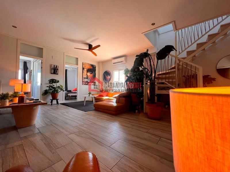 Foto 905b6d1d-0c23-46c1-be3b-646419731a7a. Casa adosada en El Cabanyal-El Canyamelar Valencia