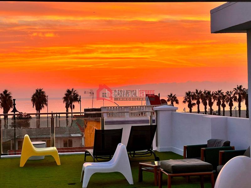 Foto 2d9d4dfb-18ed-448b-8c0e-fedcb36c49c8. Casa adossada a El Cabanyal-El Canyamelar Valencia