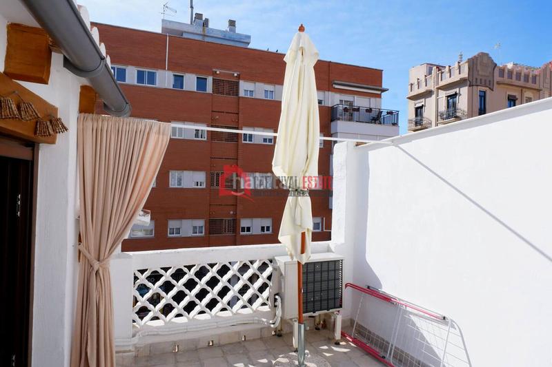 Foto 2b6aeed5-f95b-48bf-b2cb-ee2cfef28a24. Rent duplex in El Cabanyal-El Canyamelar Valencia