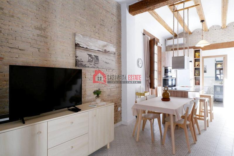 Foto cd4a24f9-a5e7-4a9b-96fe-2af28db7685c. Miete zweistöckige wohnung in El Cabanyal-El Canyamelar Valencia