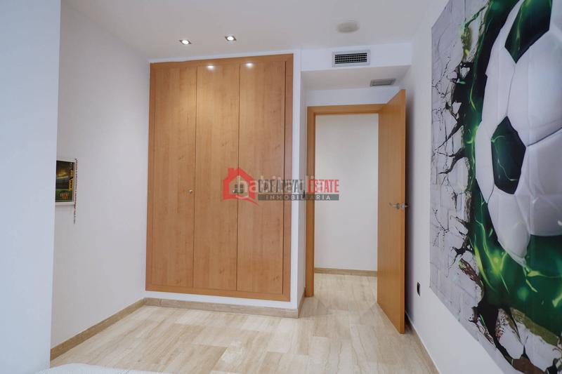 Foto 8236ef91-a29a-4bb4-9d56-5c0a158e787c. Appartement mit parking in Casco Urbano Náquera