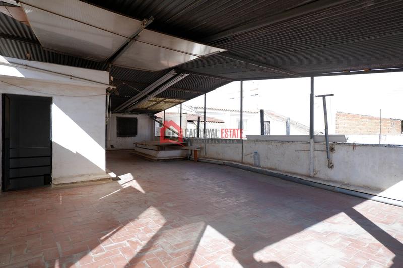 Foto 170cdad7-bc46-41f9-93b4-23a39c25e91d. Semi detached house in Avenida de Abril-9 de Octubre Sagunt