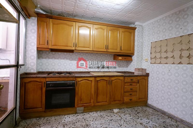 Foto fa8b6aee-c27c-4149-b8dc-e4f0757c4c1c. Semi detached house in Avenida de Abril-9 de Octubre Sagunt