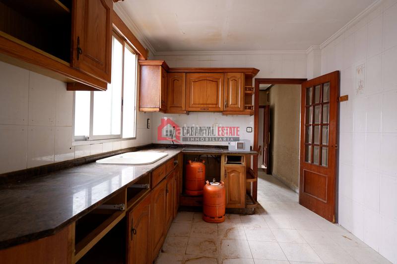 Foto c9396558-eb77-4946-a621-5ad698b84599. Duplex dans Avenida de Abril-9 de Octubre Sagunt