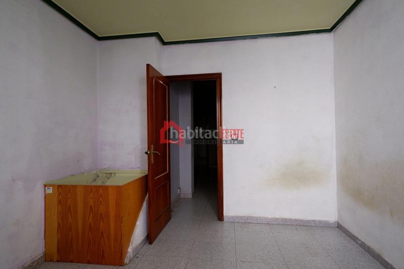 Foto f404750d-fc29-42c3-a2de-d10eab3980e2. Zweistöckige wohnung in Avenida de Abril-9 de Octubre Sagunt