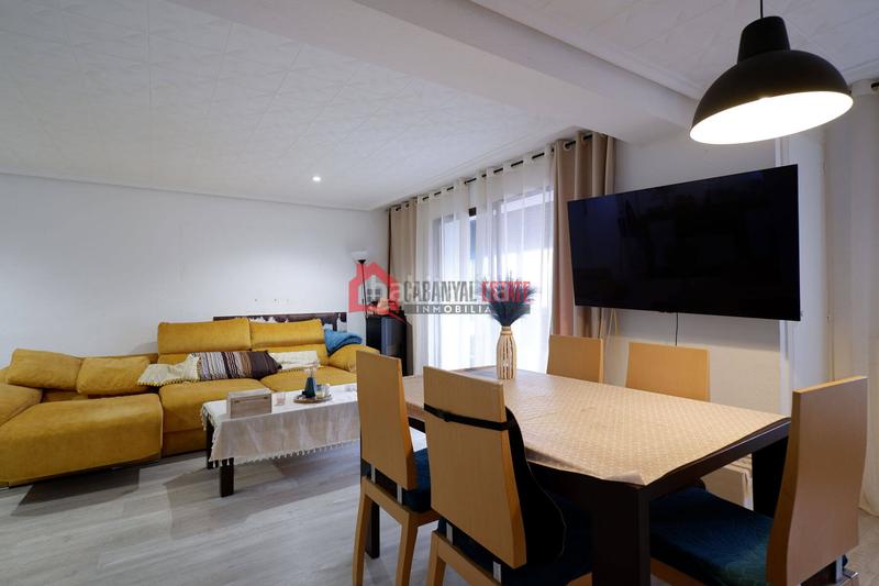 Foto c35cadca-a3f2-4cc7-acc4-92d23e81fa31. Appartement in Malilla Valencia