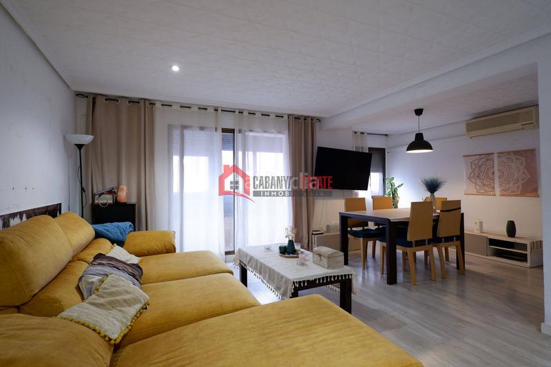 Foto fce614c0-698a-4bd4-ae28-5e92549fea89. Appartement in Malilla Valencia