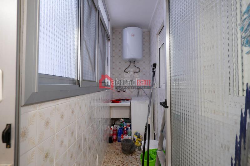 Foto 607d1692-cf7e-448b-90fc-3713452ff906. Lloguer apartament a El Cabanyal-El Canyamelar Valencia