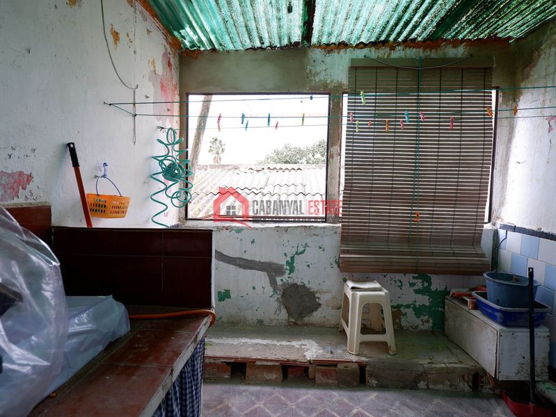 Foto 474cdaef-f992-46f8-b741-d2139e8ad027. Casa adossada a El Cabanyal-El Canyamelar Valencia