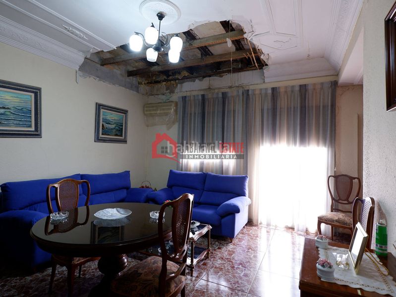 Foto 8ae7d0fd-9639-477f-aafc-52a615bed36c. Casa adossada a El Cabanyal-El Canyamelar Valencia