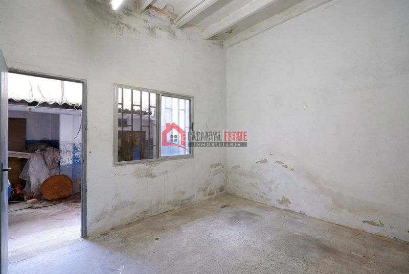 Foto af0fe2f2-9d6d-400e-a88a-0e6cd5f62f5b. Casa adossada a El Cabanyal-El Canyamelar Valencia