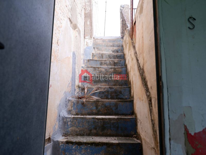 Foto cc0f8533-0db2-4c01-b67f-10672081919c. Casa adossada a El Cabanyal-El Canyamelar Valencia