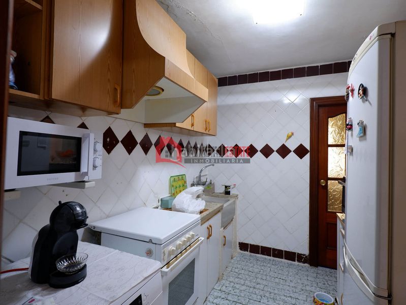 Foto f88414fa-1d11-4363-88ef-c36f9a1604b3. Casa adossada a El Cabanyal-El Canyamelar Valencia