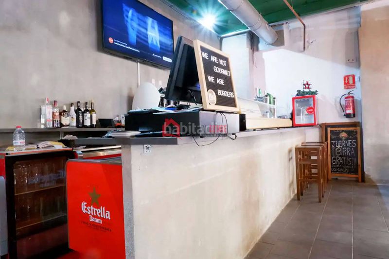 Foto 4d7fe756-1103-4e54-bb29-44b317de3771. Local comercial a Ciutat Jardí Valencia