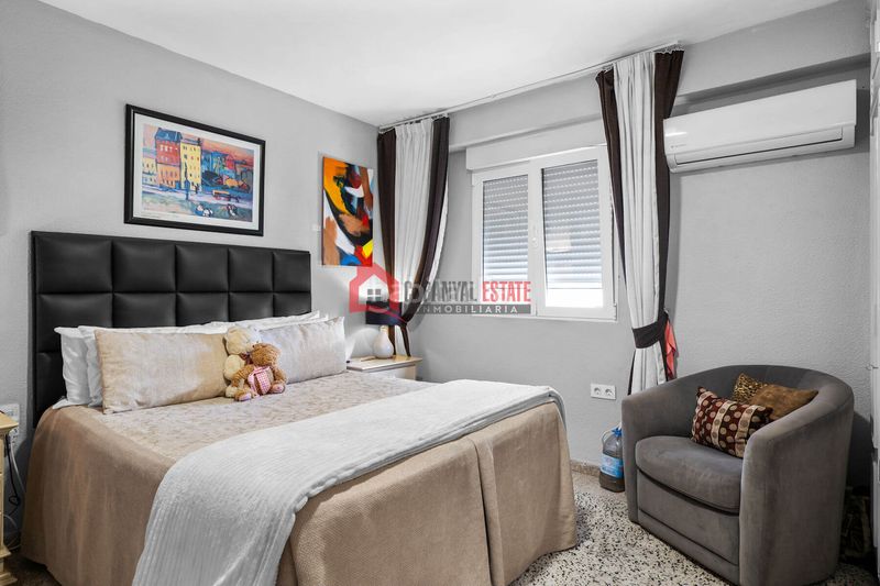 Foto 3002e364-b1a1-42ed-af78-451f714c21fd. Apartament amb aparcament a Barrio de Patraix Valencia