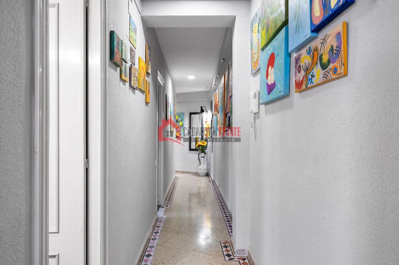 Foto 7c0e098b-a6c9-4d6a-b360-f1628d0f818c. Apartamento en Barrio de Patraix Valencia