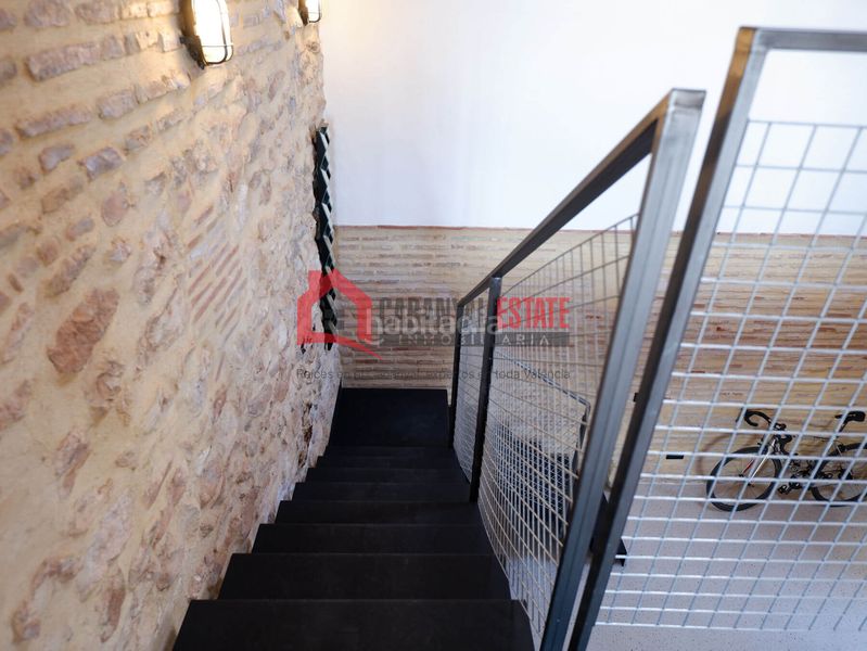 Foto c5a7b13a-6c5c-43e9-9856-f9f85441e0d5. Casa amb calefacció a Borbotó Valencia