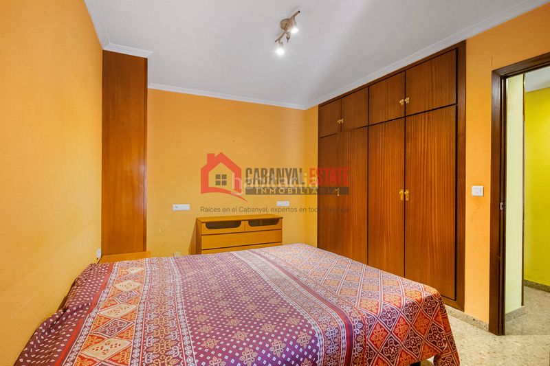 Foto 705a5871-f1e0-424b-95ce-863269866ead. Apartamento en Mestalla Valencia