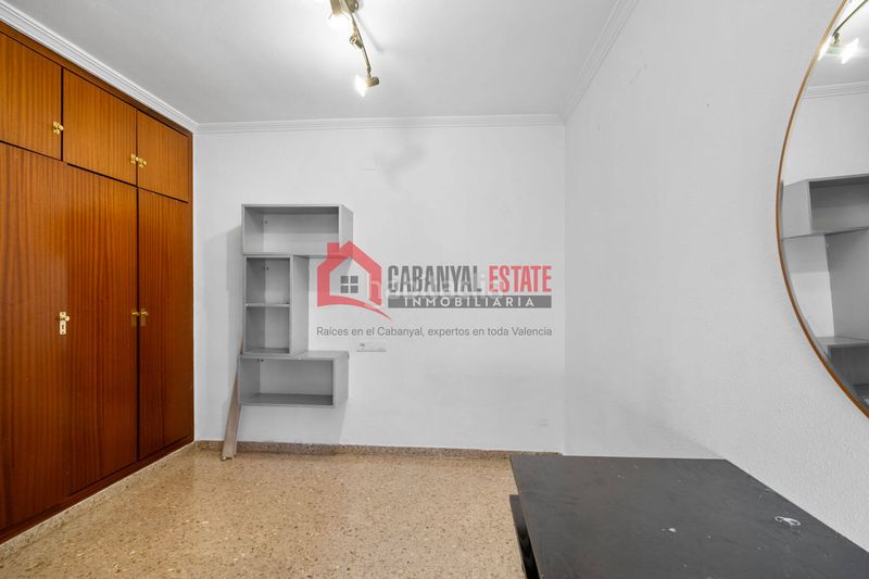 Foto 8a82ed12-bce0-4e7d-826e-5bbdbce03fec. Apartamento en Mestalla Valencia