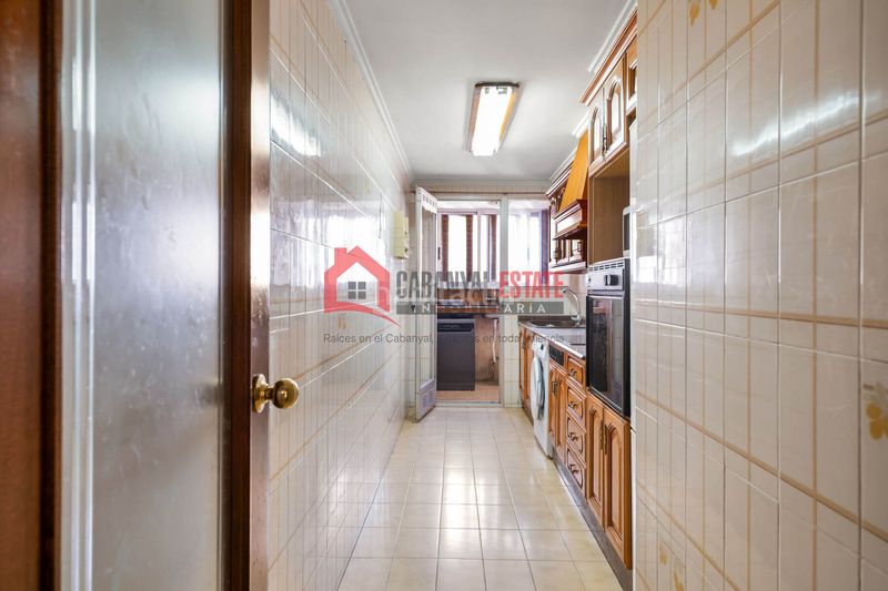 Foto fe28a70b-a590-4b52-8bb3-511d78f5a362. Apartamento en Mestalla Valencia