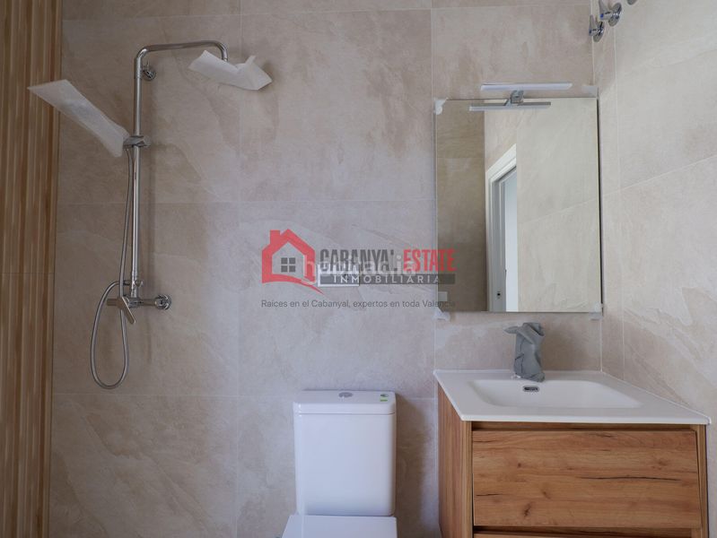 Foto 14ce8c1b-ebca-400b-85f6-9e23a4c181d4. Apartament a El Cabanyal-El Canyamelar Valencia