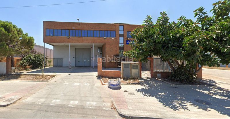 Foto 1e9a8a03-6739-4c29-9d2e-4310b86b08d8. Nau industrial a Avenida de Abril-9 de Octubre Sagunt