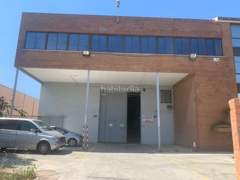 Foto 281aaf71-3802-480e-8222-e72b4b241850. Nau industrial a Avenida de Abril-9 de Octubre Sagunt