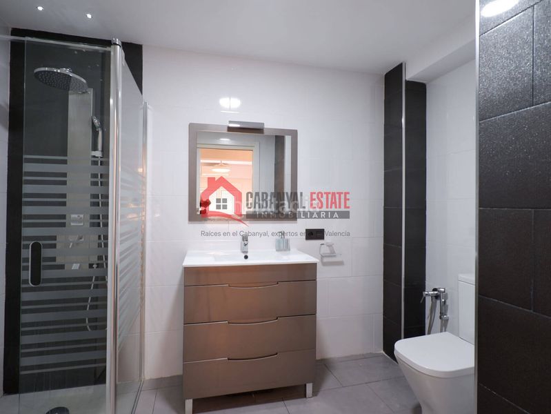 Foto 9240718d-a9db-432c-ae19-534f5c9f5c54. Apartamento en El Cabanyal-El Canyamelar Valencia