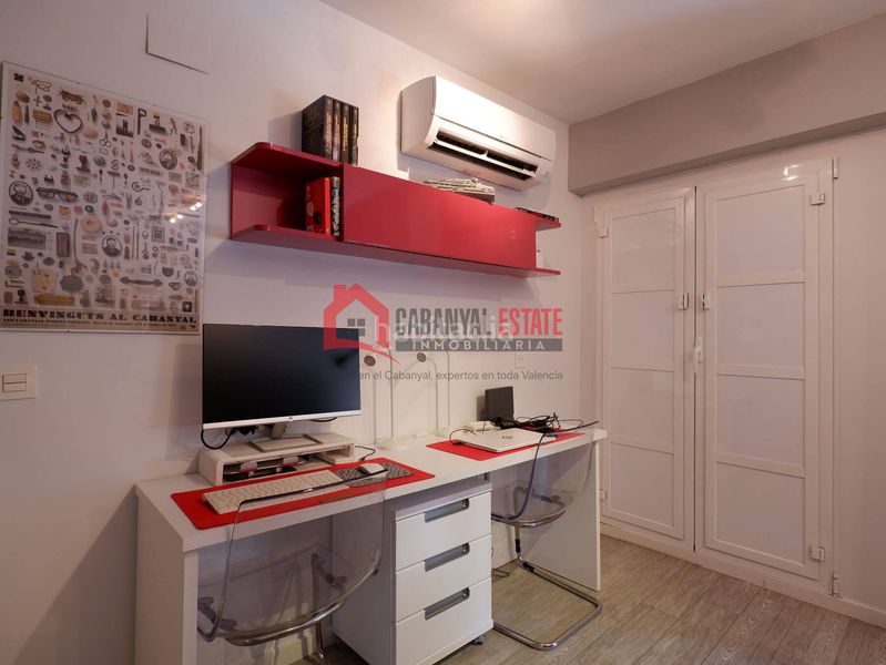 Foto c7cd7c7f-3076-4384-a74d-c237ef14ddc0. Apartamento en El Cabanyal-El Canyamelar Valencia