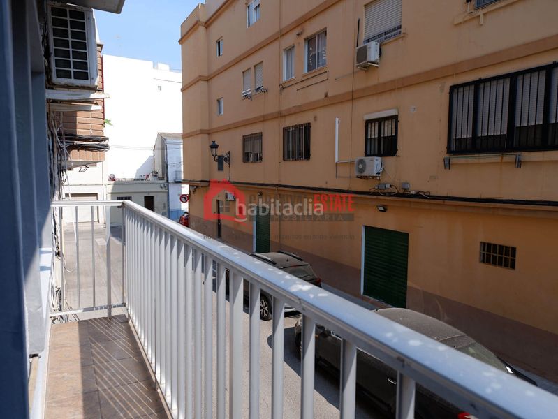 Foto c8cb72b4-4067-47d0-a806-094a4890c9c9. Apartamento en El Cabanyal-El Canyamelar Valencia