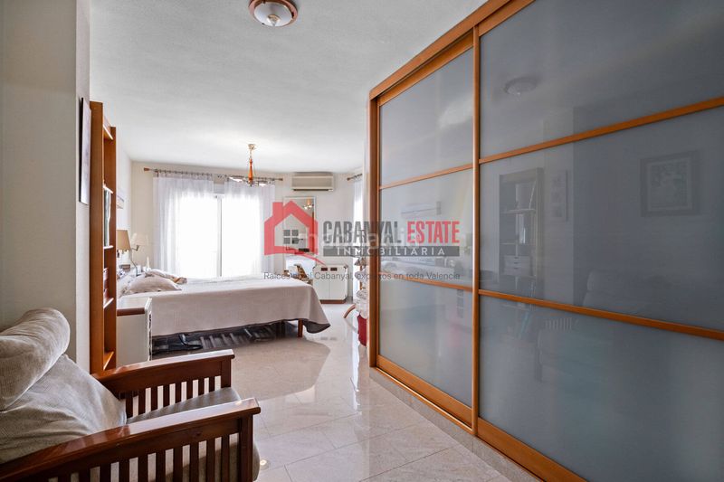 Foto 2625d4b7-ff8a-415e-a728-ab0af3dda435. Apartament a La Creu del Grau Valencia