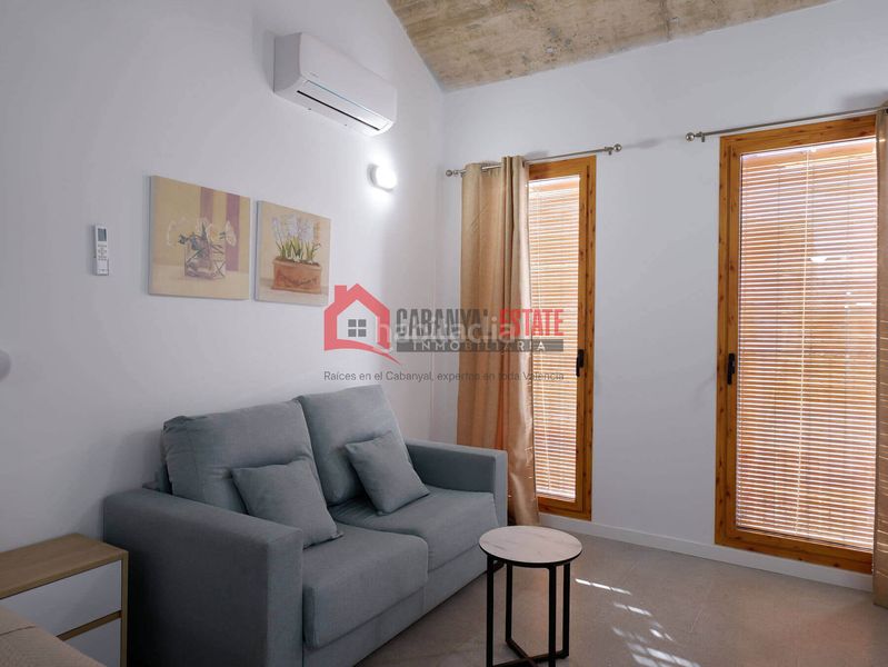 Foto a9a00574-d89c-4321-8657-2a53e748fb4f. Lloguer àtic a El Cabanyal-El Canyamelar Valencia