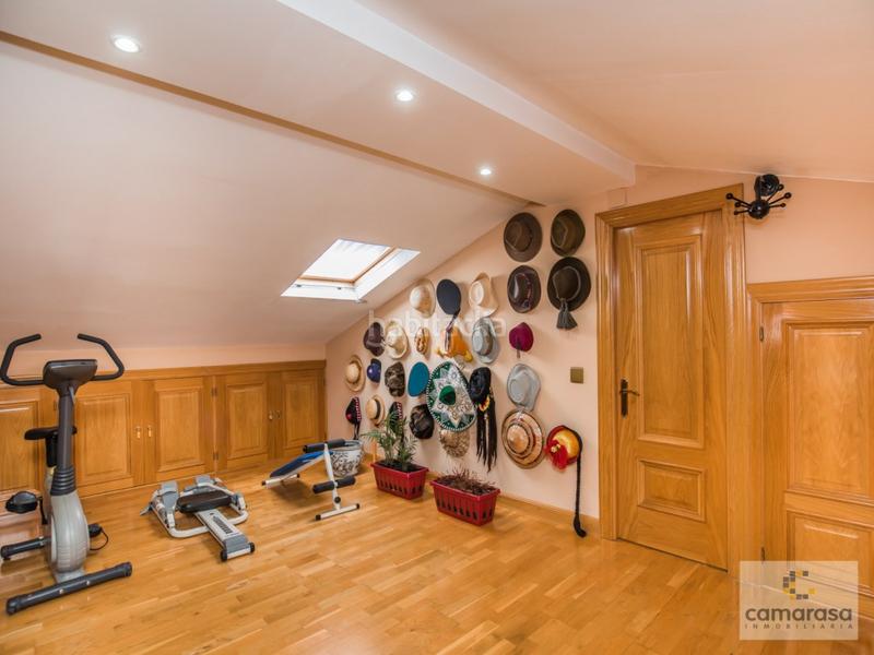 Foto b0b69183-e6d3-46e2-8911-a6dc23aaaeb2. Chalet dans bajada losa 14 dans Cuatro Postes Ávila