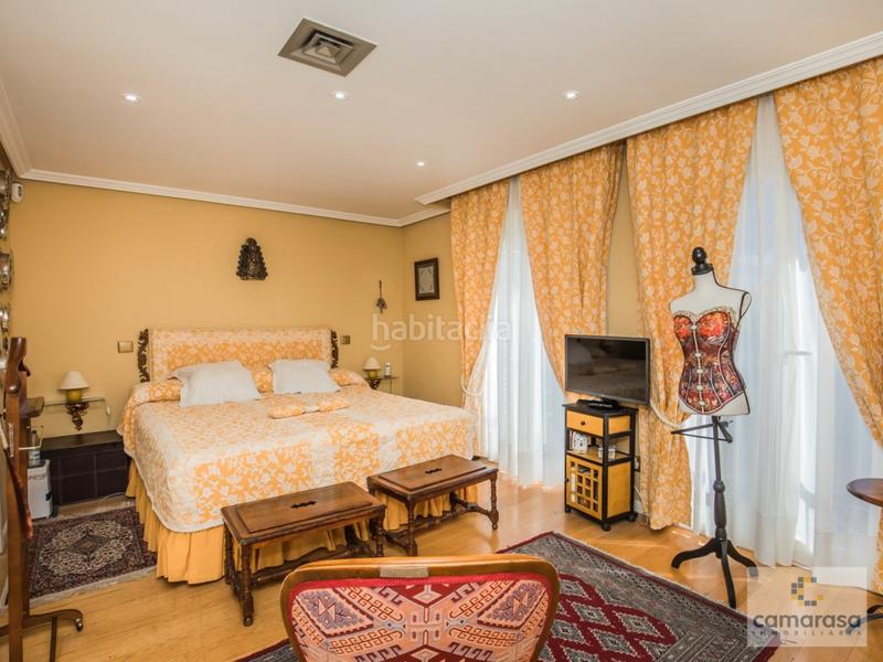 Foto f98bf19d-63c5-4ea4-b195-0298f8e7c42f. Chalet dans bajada losa 14 dans Cuatro Postes Ávila