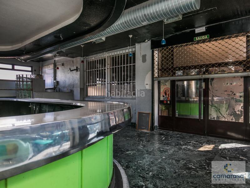 Foto a70175bb-3cef-4020-b6c4-54e1b4e56bd2. Local comercial a avenida portugal 47 a Centro Ávila