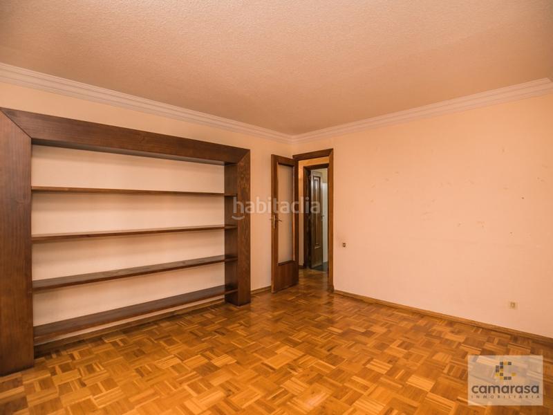 Foto df18dbe4-83aa-4114-a341-bac6131f9b39. Appartement dans calle doctor fleming 3 dans Centro Ávila