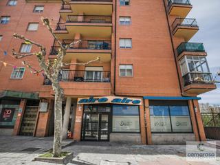 Local Comercial en Calle rafaela de antonio 8. Negocio de hostelera en activo en avila