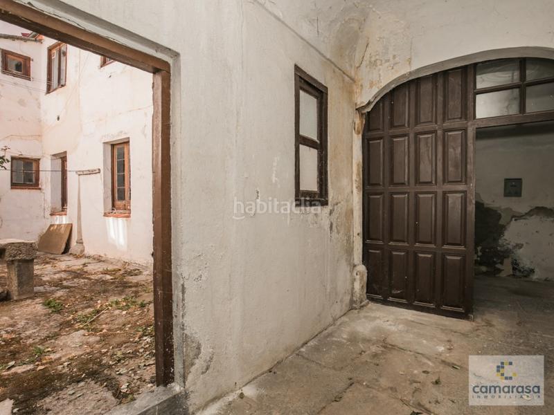 Foto 3262026d-94b4-4160-91a2-a23359cc9591. Casa a calle marques de benavites 6 a Murallas Ávila