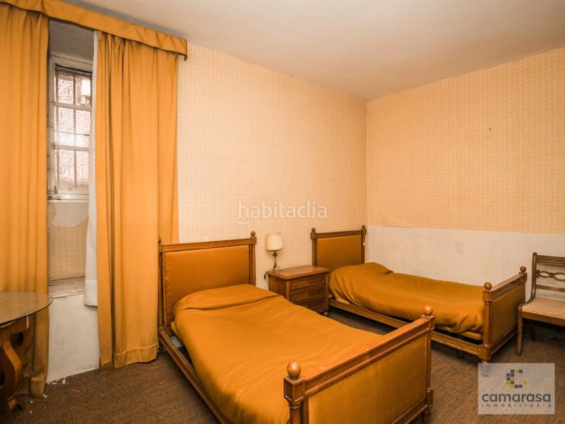 Foto ac234a89-12ac-449e-bf39-871655baa804. Casa a calle marques de benavites 6 a Murallas Ávila