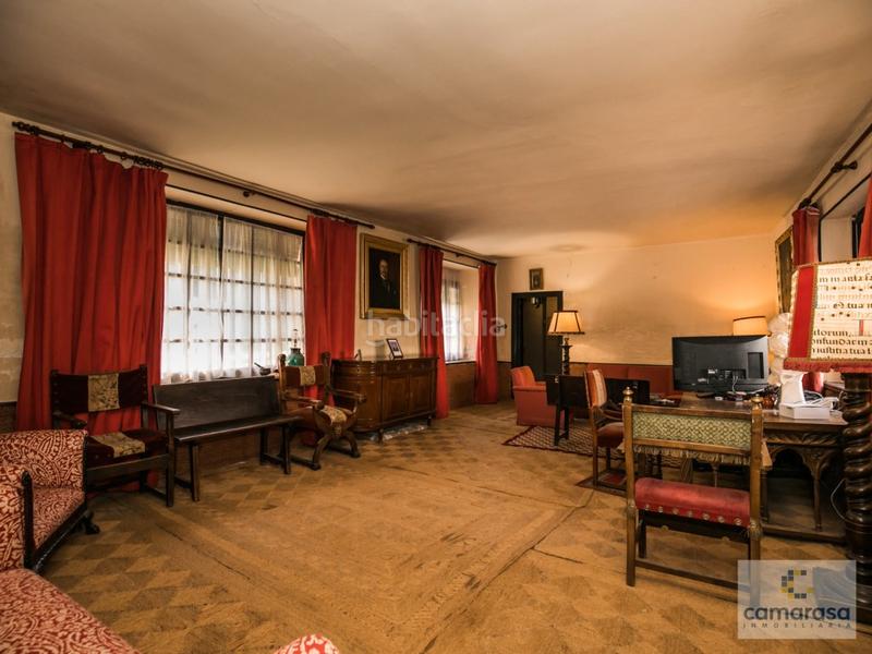 Foto ecd407dc-7475-429f-be80-02950d4c63fc. Casa a calle marques de benavites 6 a Murallas Ávila